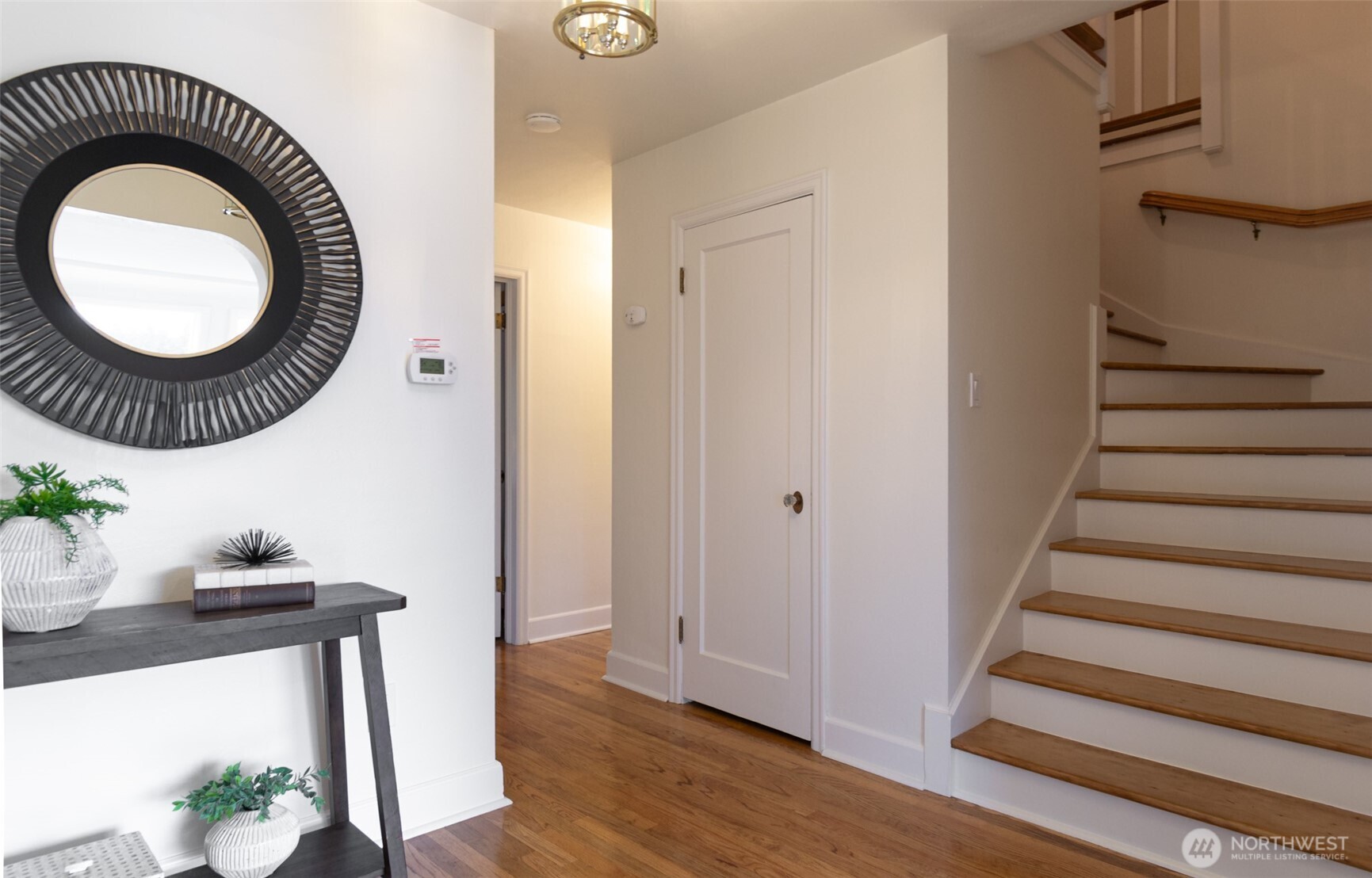 10826 Meadow Road Property Photo 6