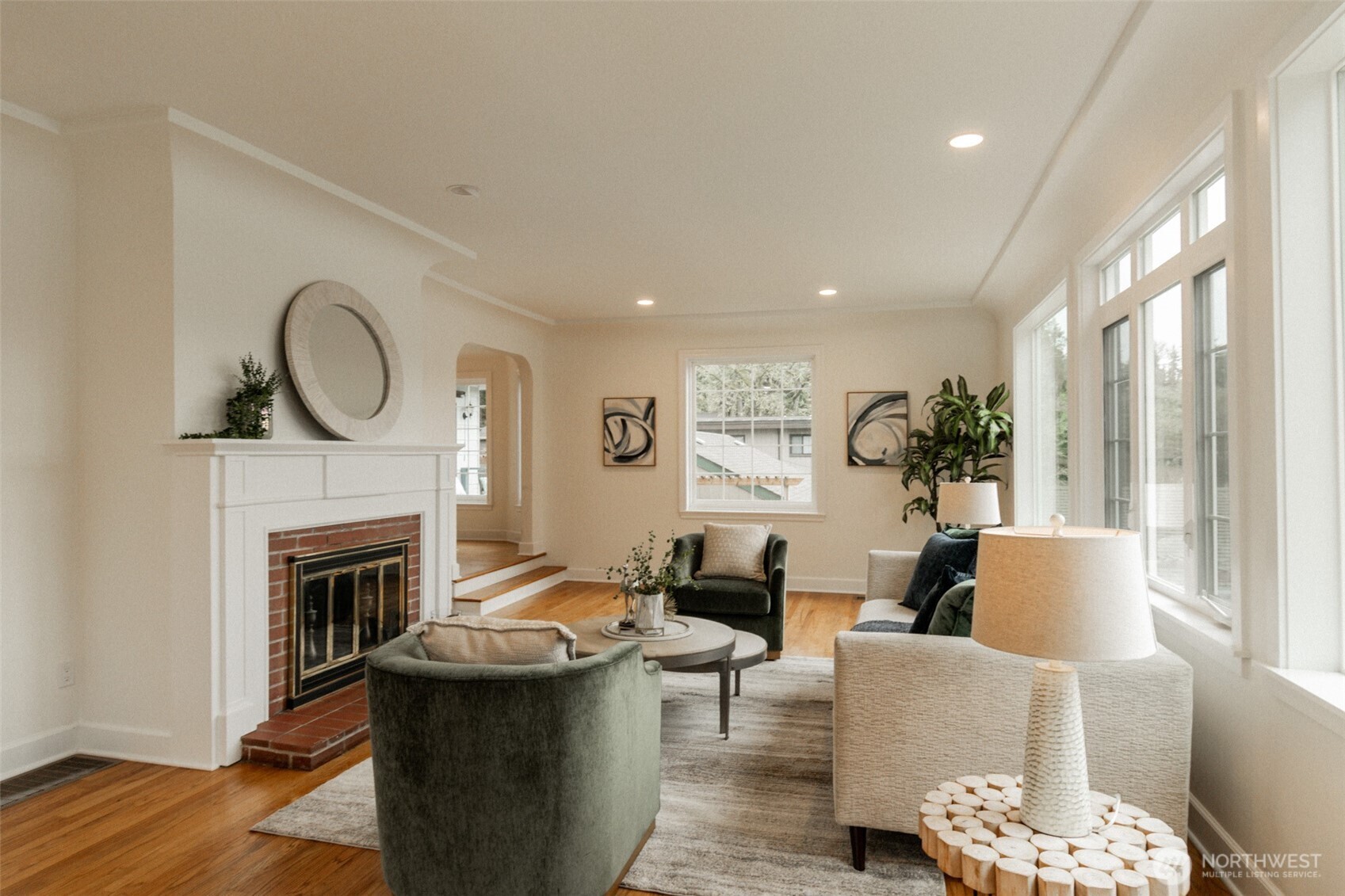 10826 Meadow Road Property Photo 7