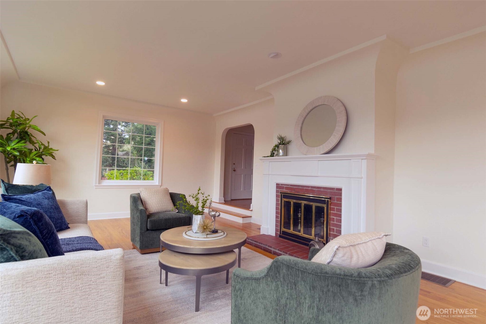 10826 Meadow Road Property Photo 9