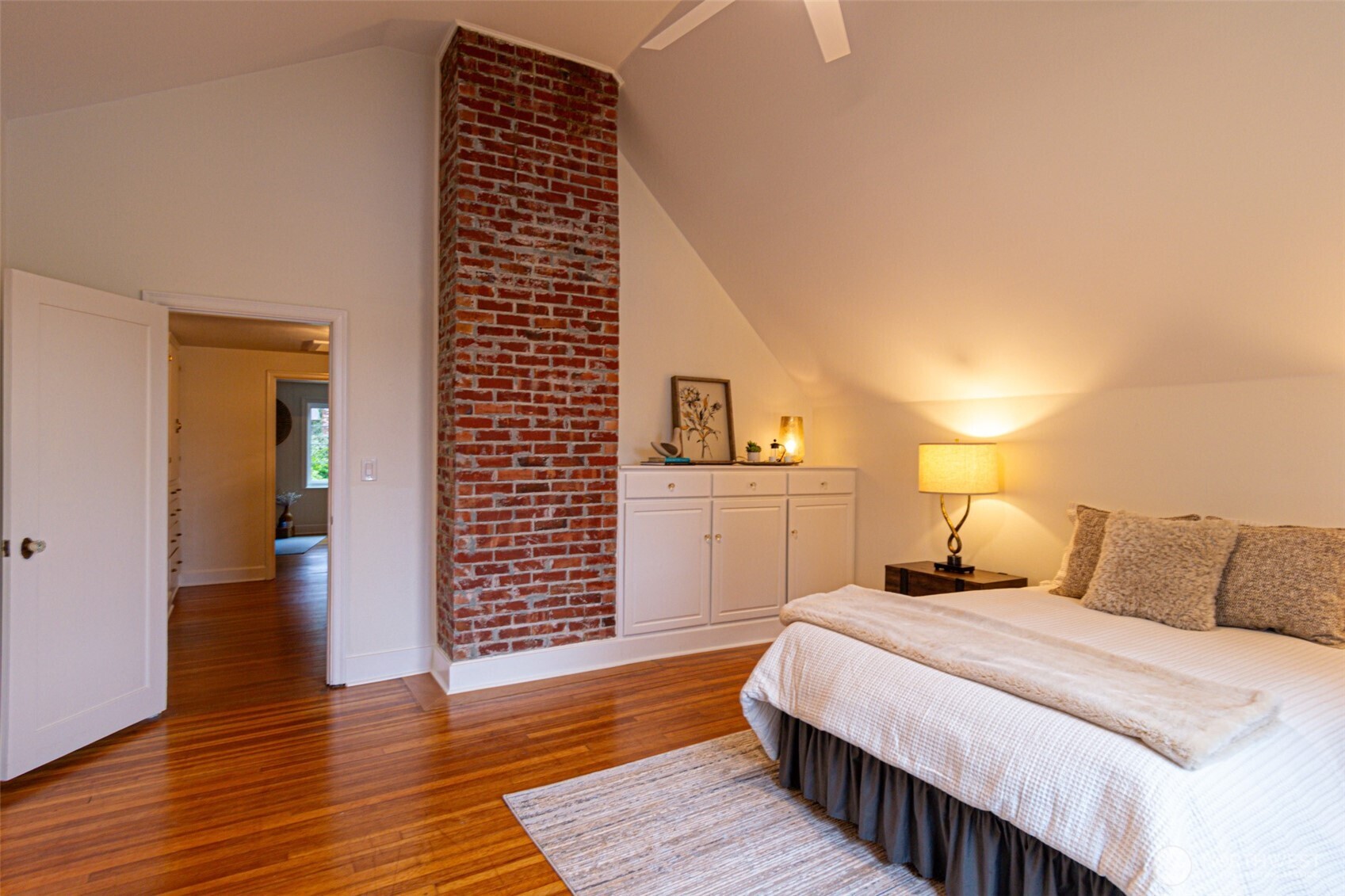 10826 Meadow Road Property Photo 19
