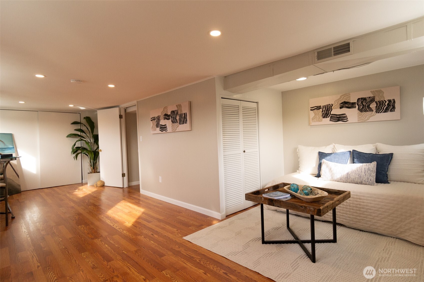 10826 Meadow Road Property Photo 27