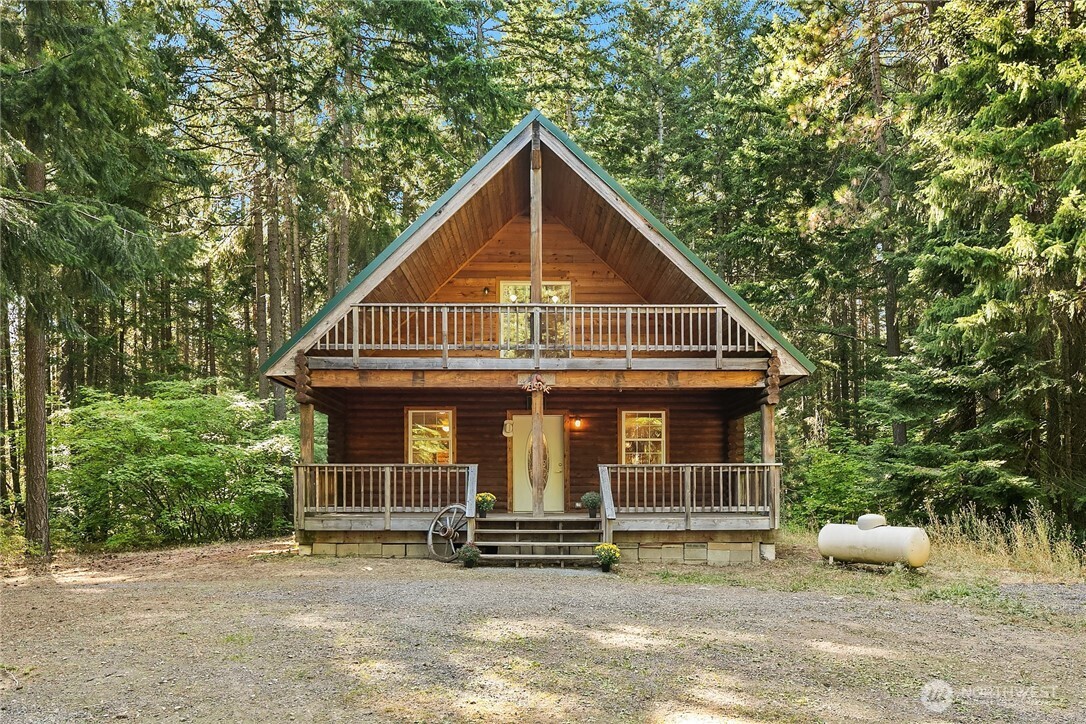 551 Pioneer Trail Property Photo 1