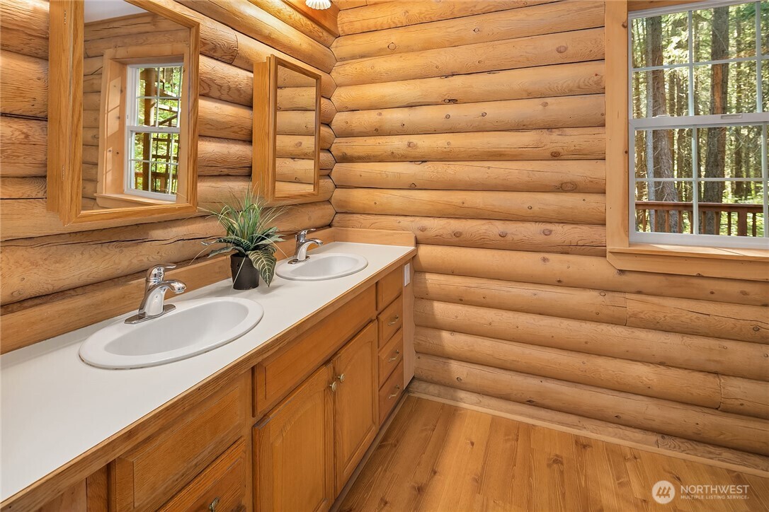 551 Pioneer Trail Property Photo 11