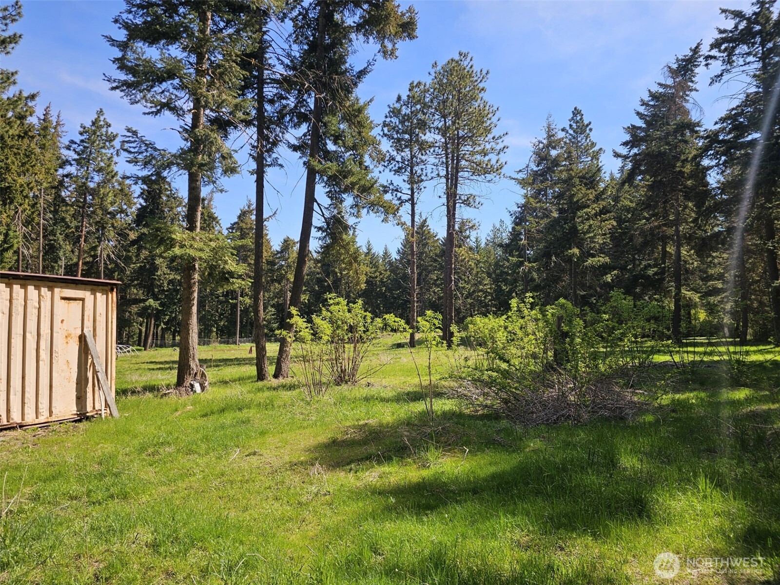 551 Pioneer Trail Property Photo 21