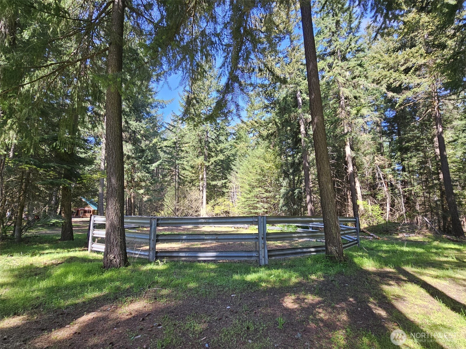 551 Pioneer Trail Property Photo 27