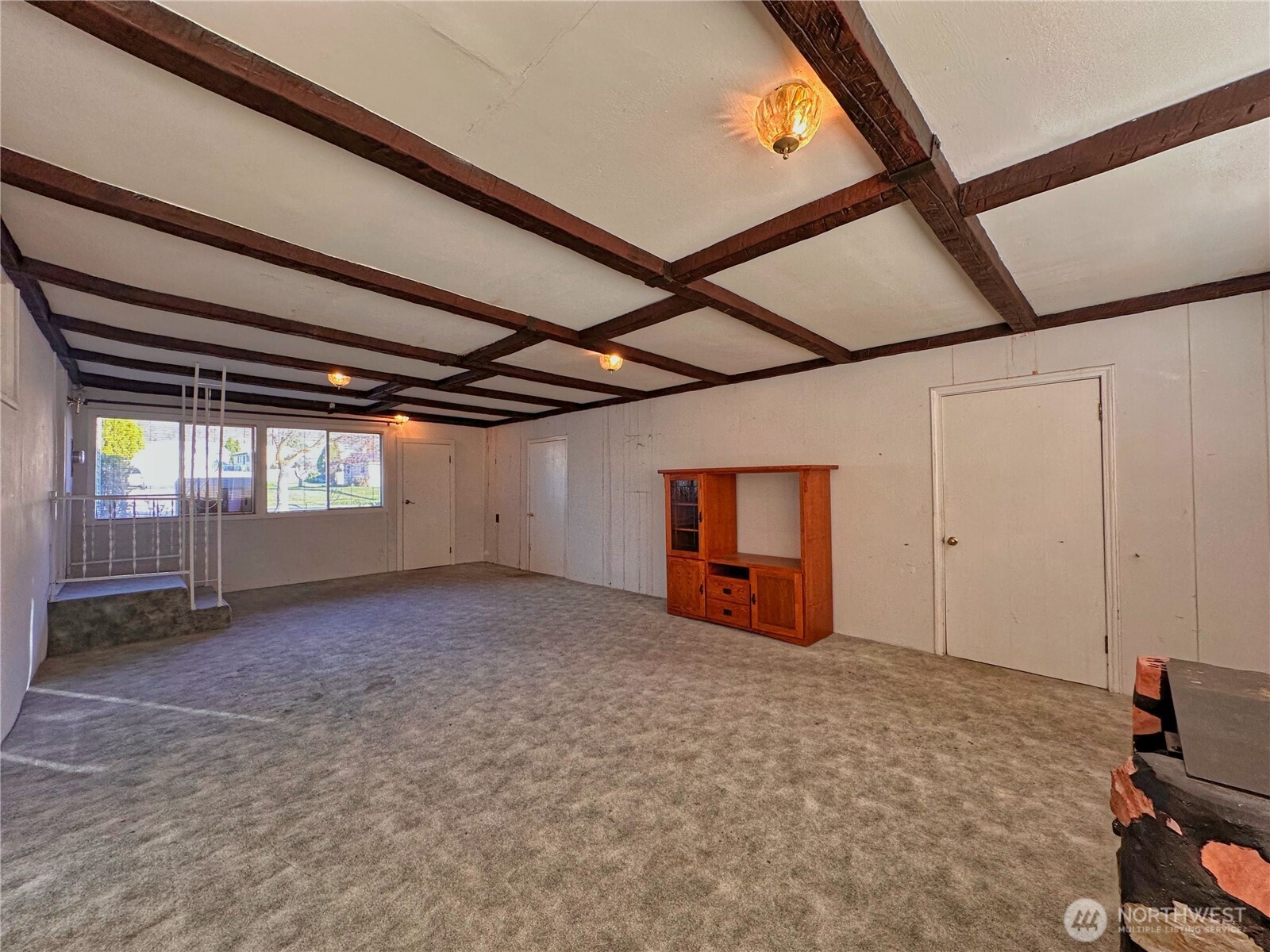 804 Central Drive Property Photo 17
