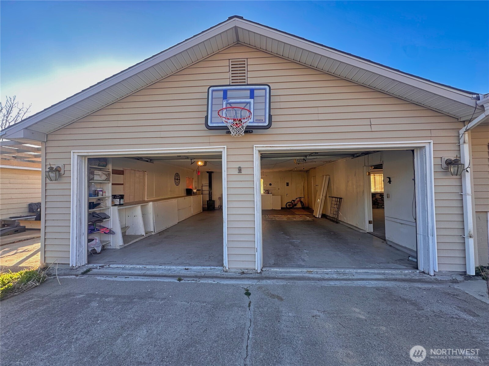 804 Central Drive Property Photo 20