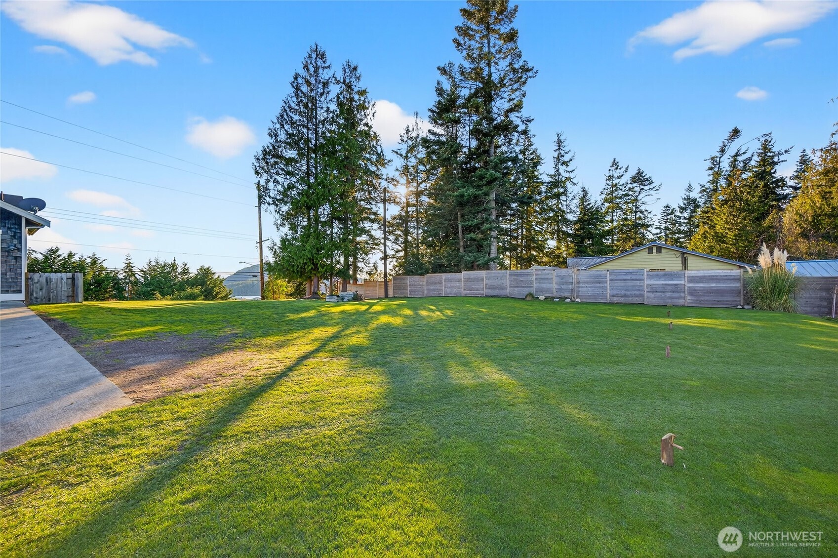 2810 Grady Lane Property Photo 10
