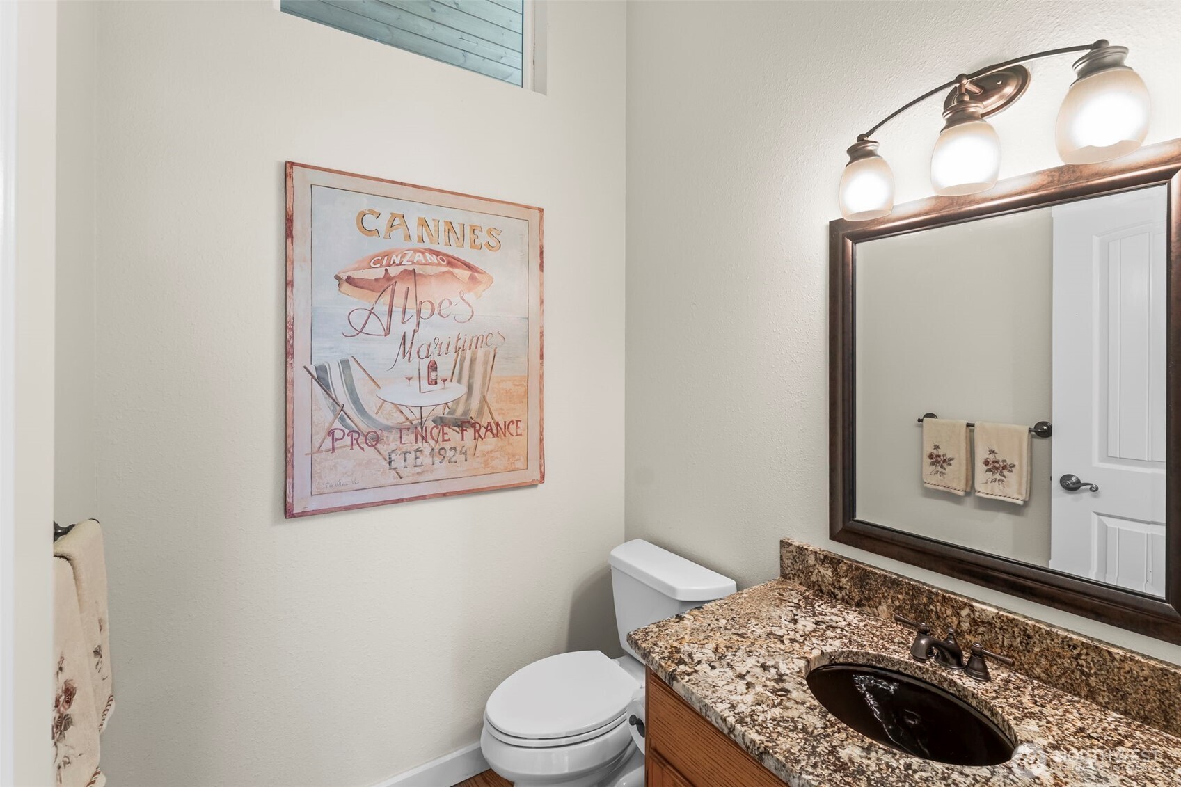 407 Point Fosdick Drive Property Photo 10