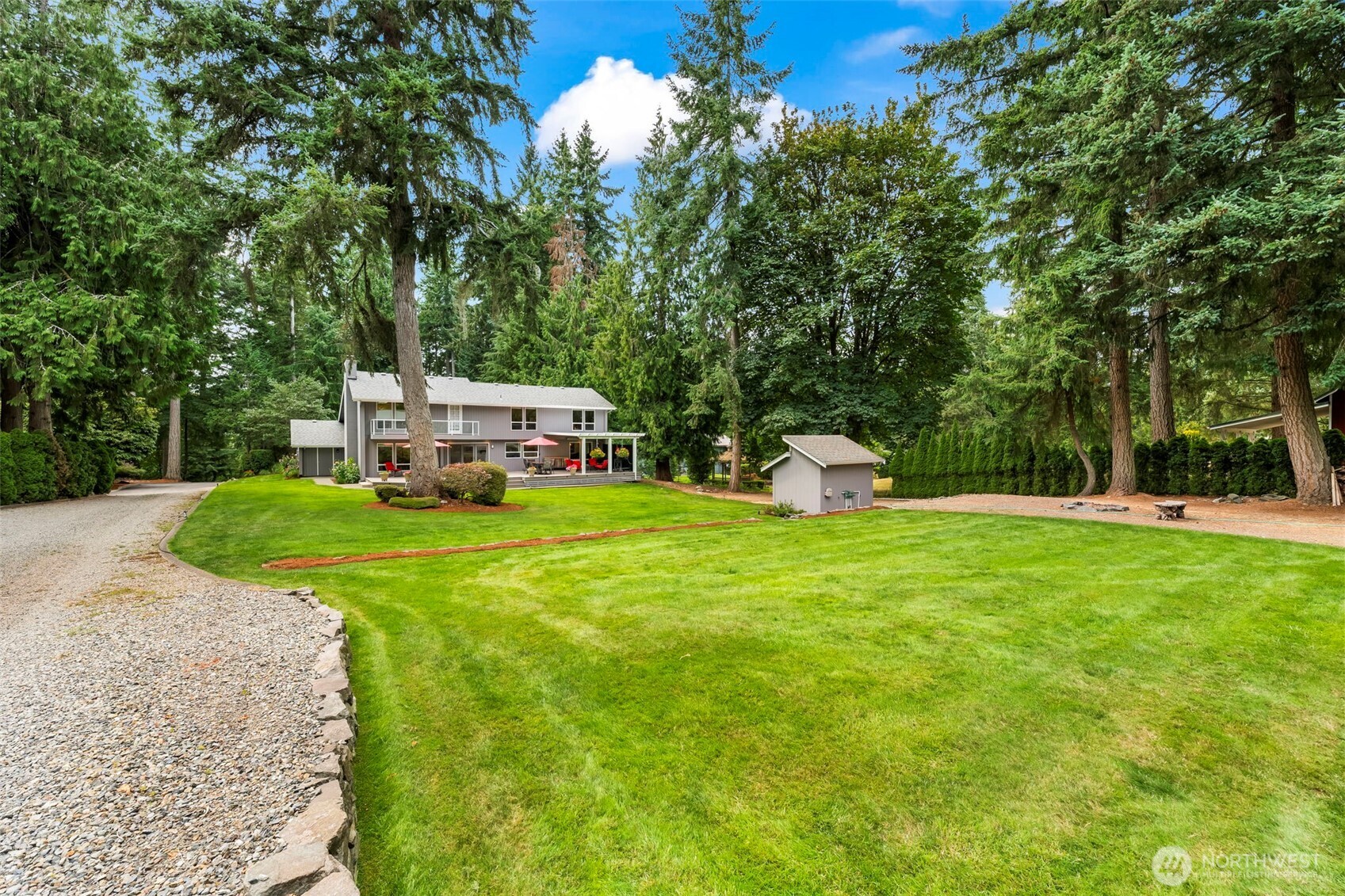 407 Point Fosdick Drive Property Photo 30