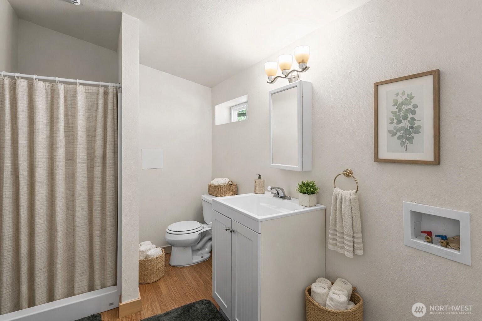 407 Point Fosdick Drive Property Photo 35
