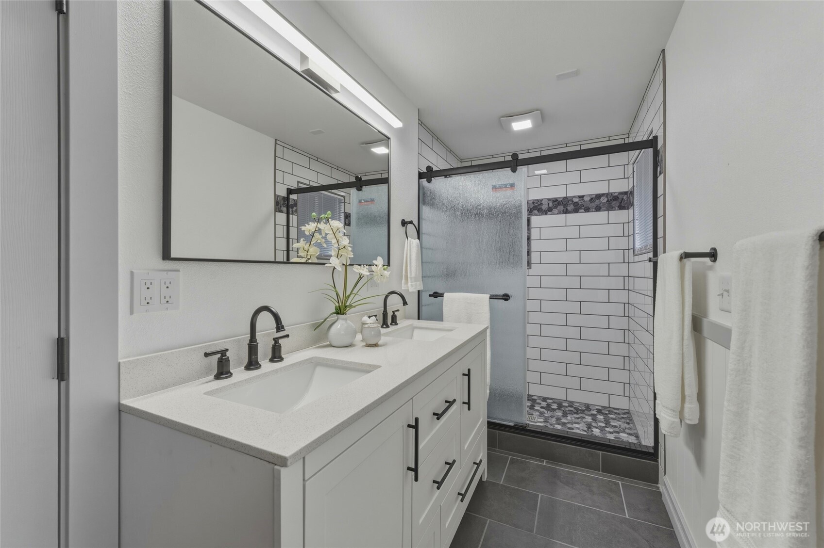 2242 S Wilbur Property Photo 19