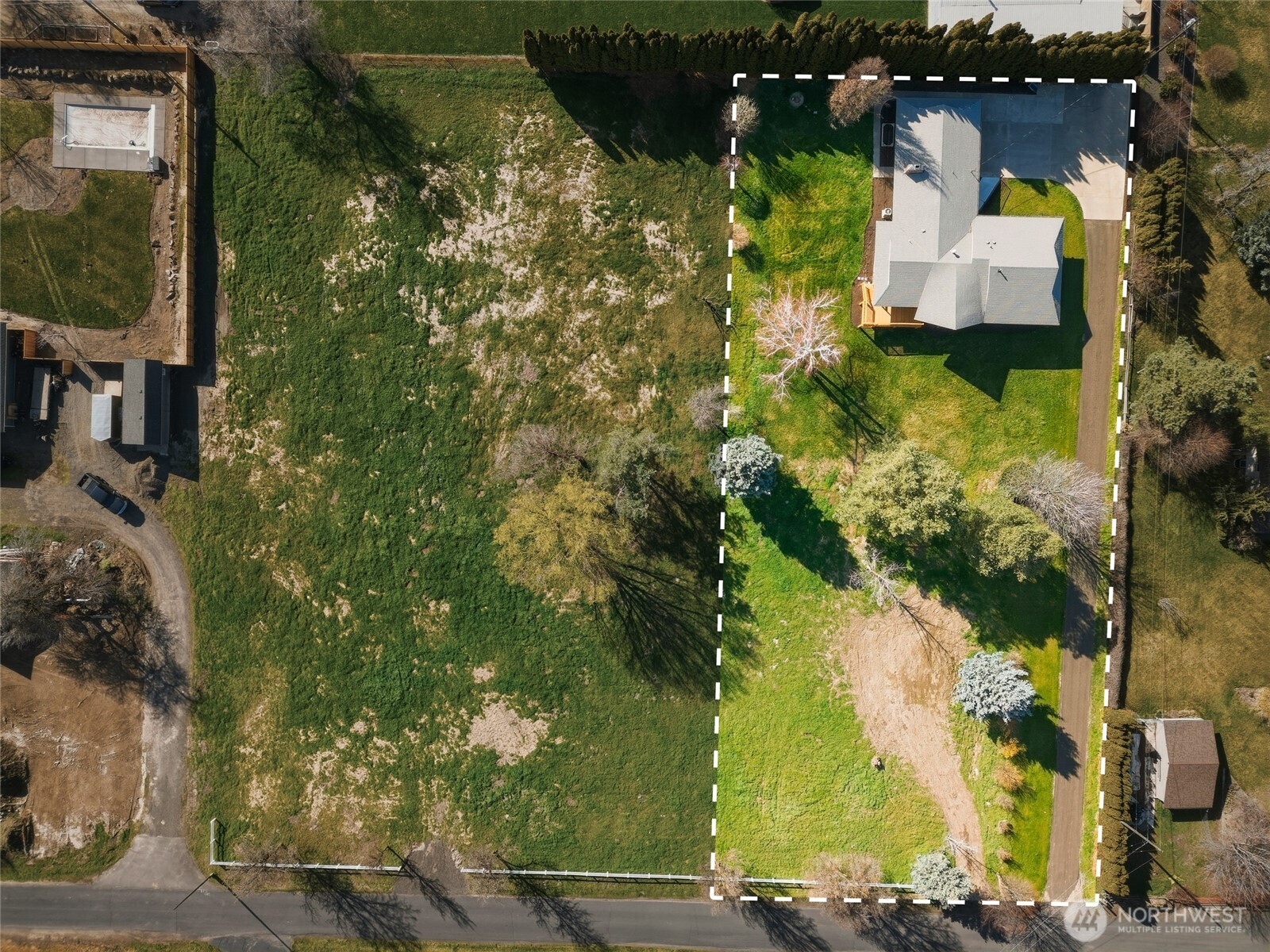 2242 S Wilbur Property Photo 38