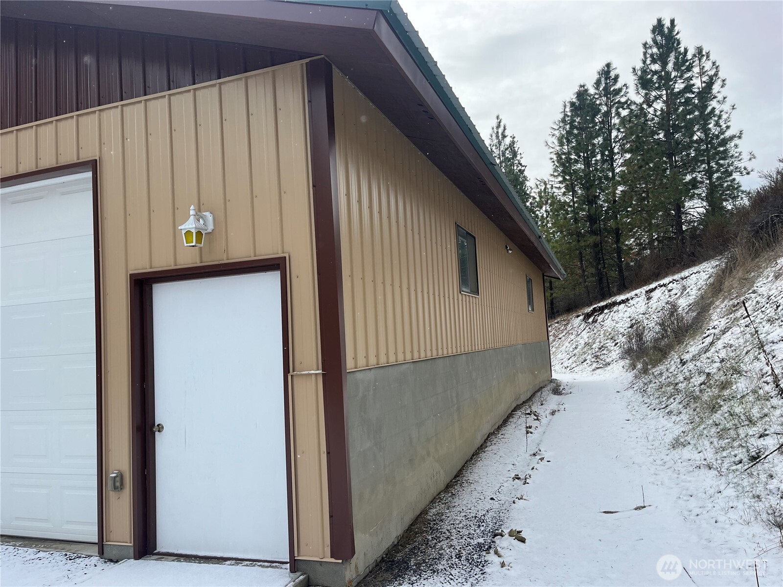 37855 Skyview Court Property Photo 10