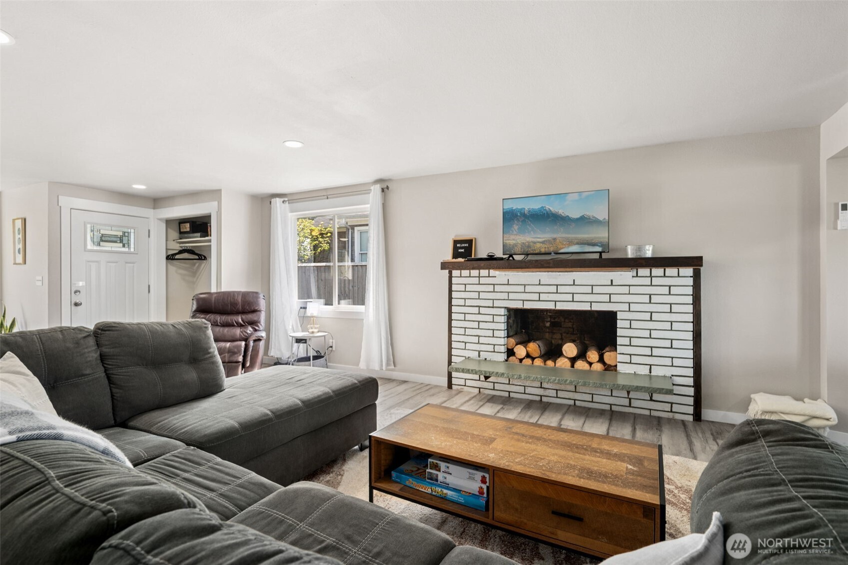 34 4th Street Property Photo 3