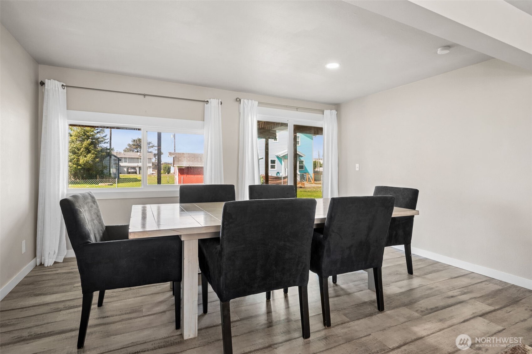 34 4th Street Property Photo 7