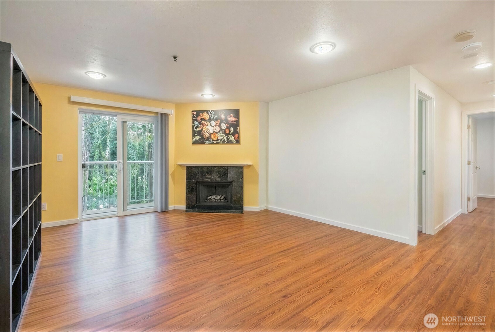 975 Aberdeen Avenue F207 Property Photo 3