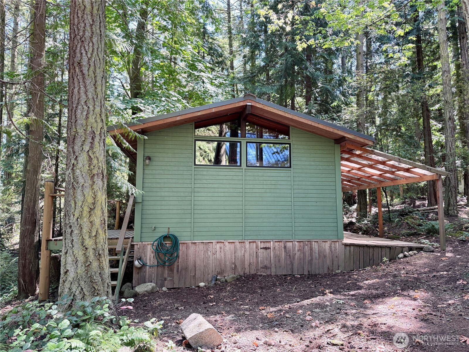 153 Chinook Way Property Photo 2