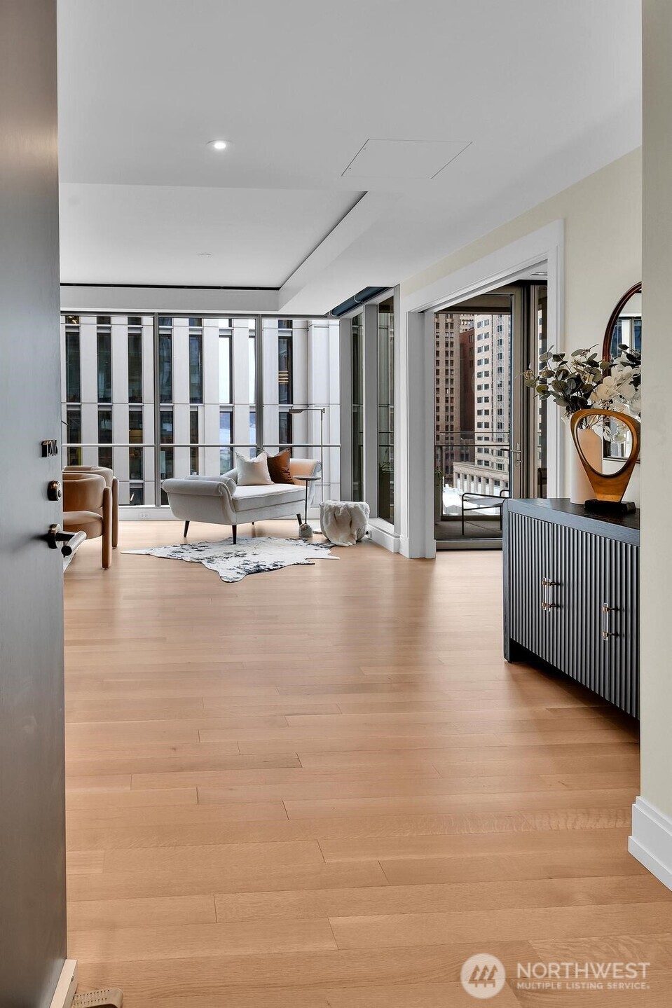 99 Union Street 1205 Property Photo 2