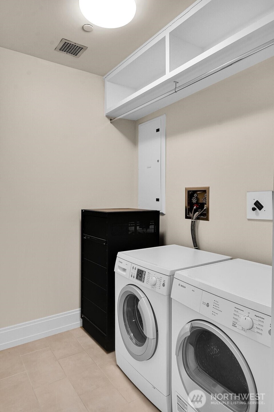 99 Union Street 1205 Property Photo 18