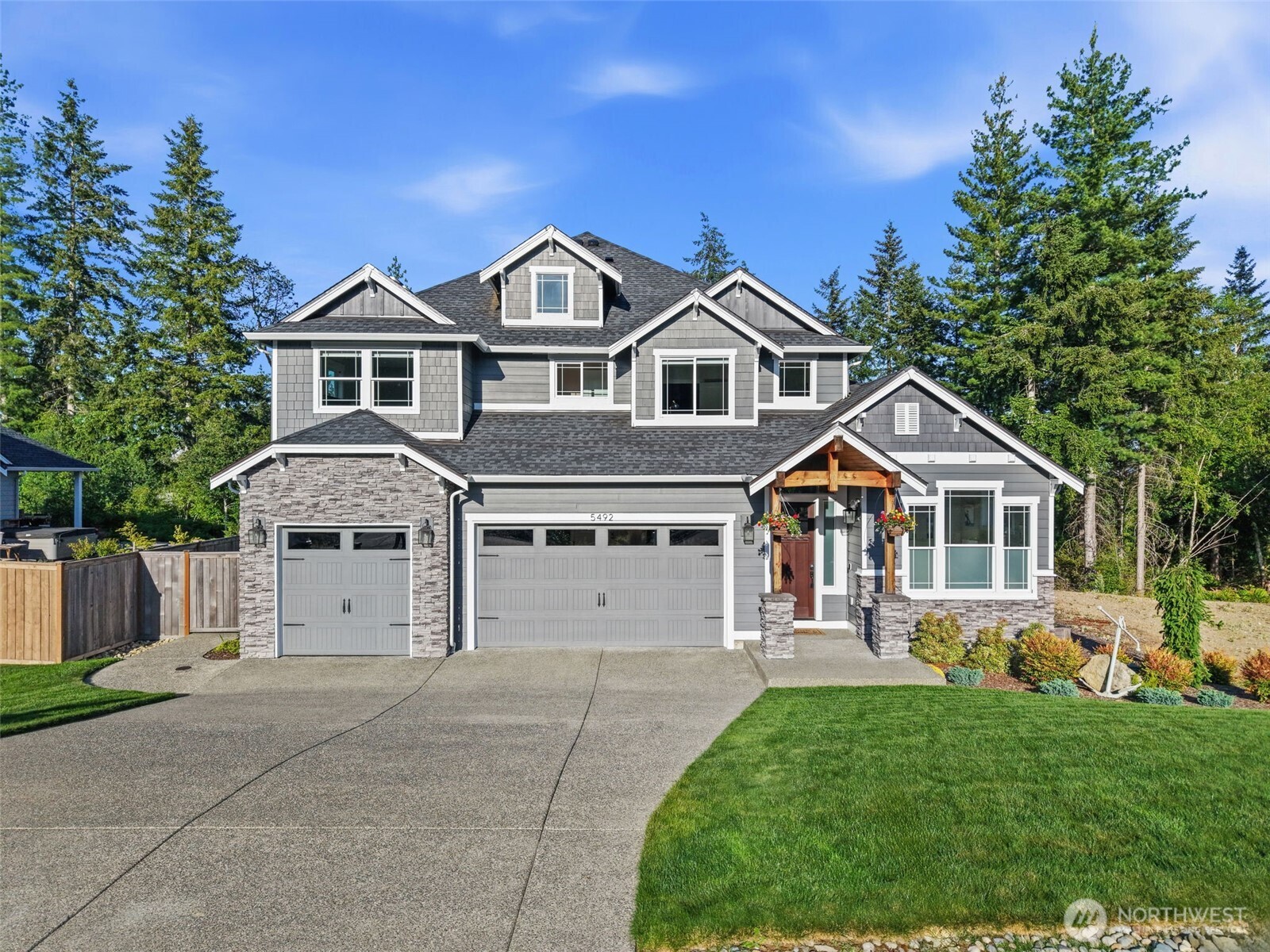 5492 Skyfall Place Property Photo 1