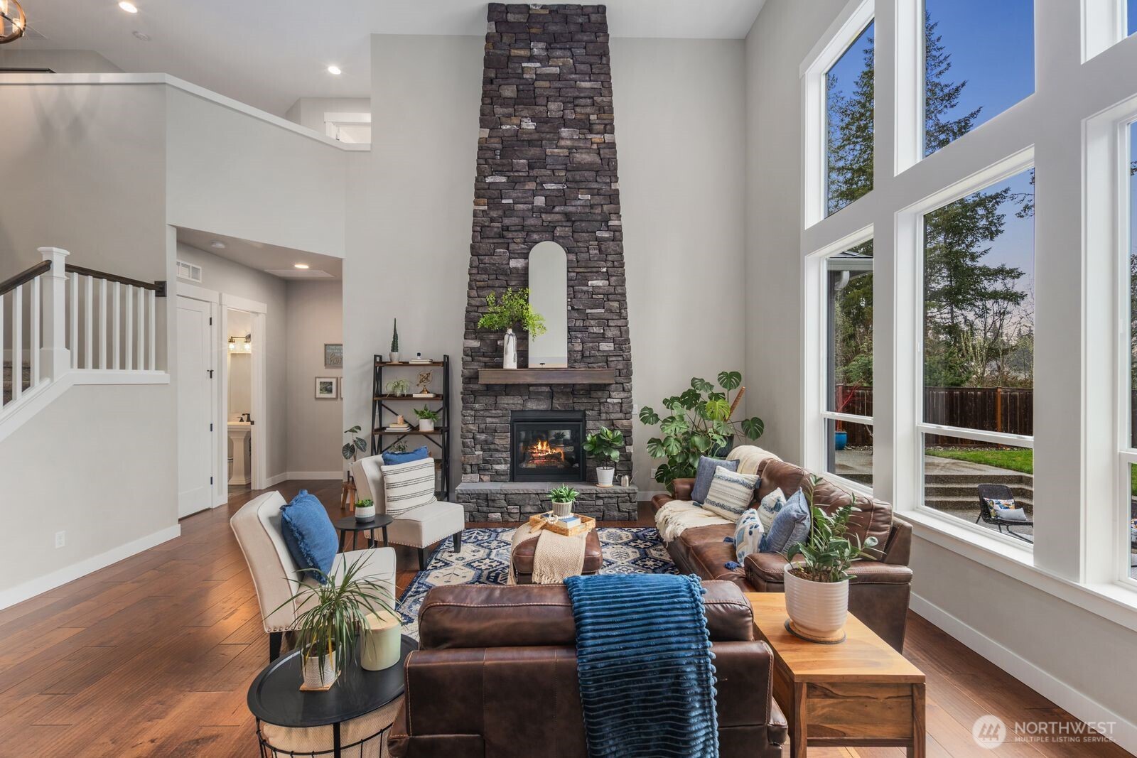 5492 Skyfall Place Property Photo 3