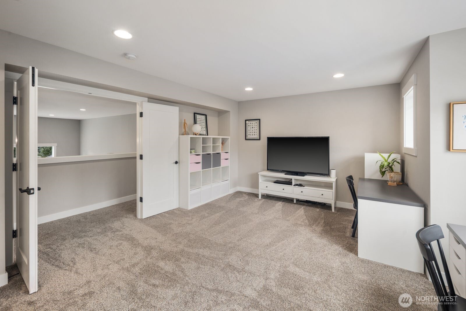 5492 Skyfall Place Property Photo 27