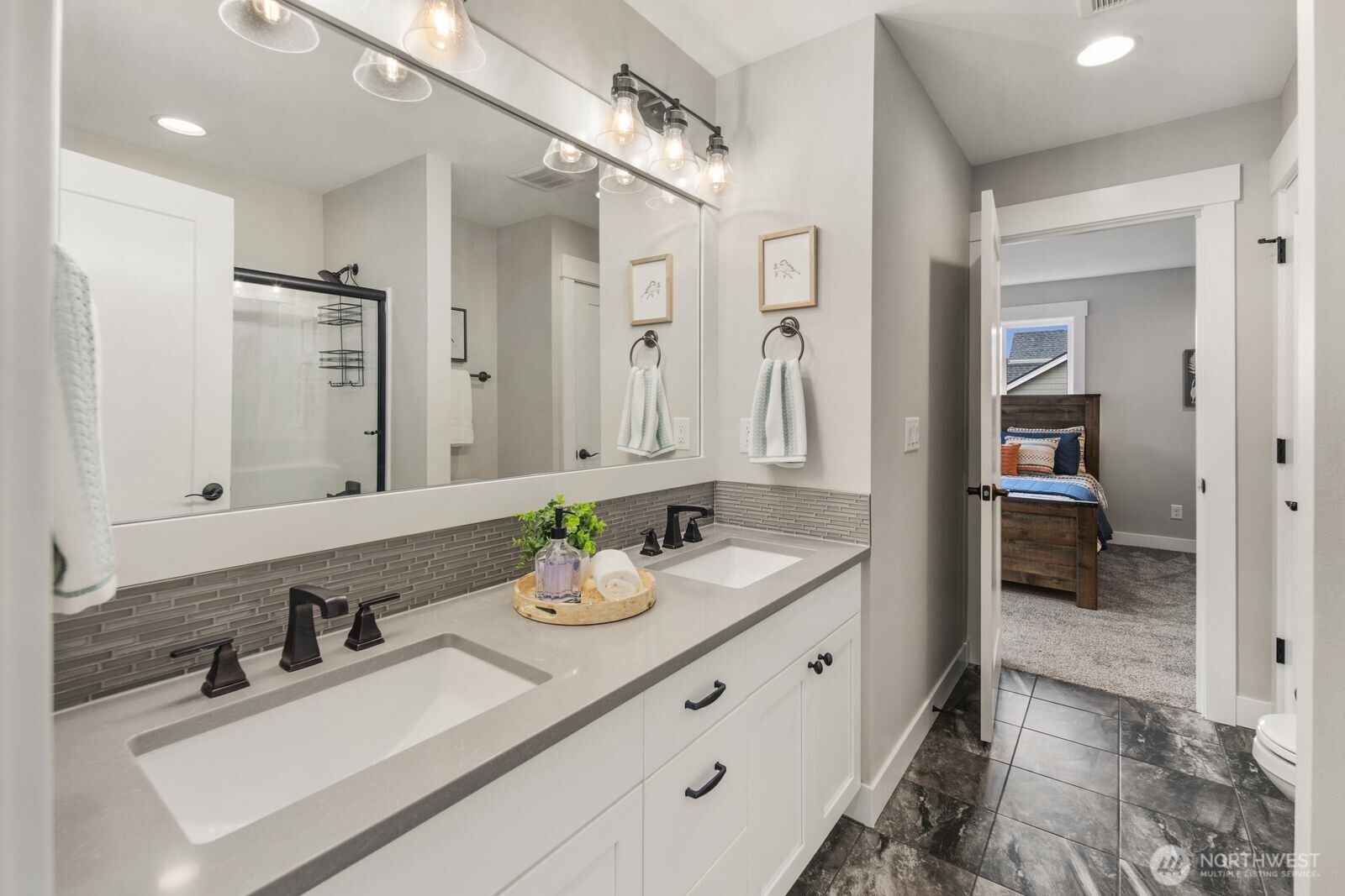 5492 Skyfall Place Property Photo 36