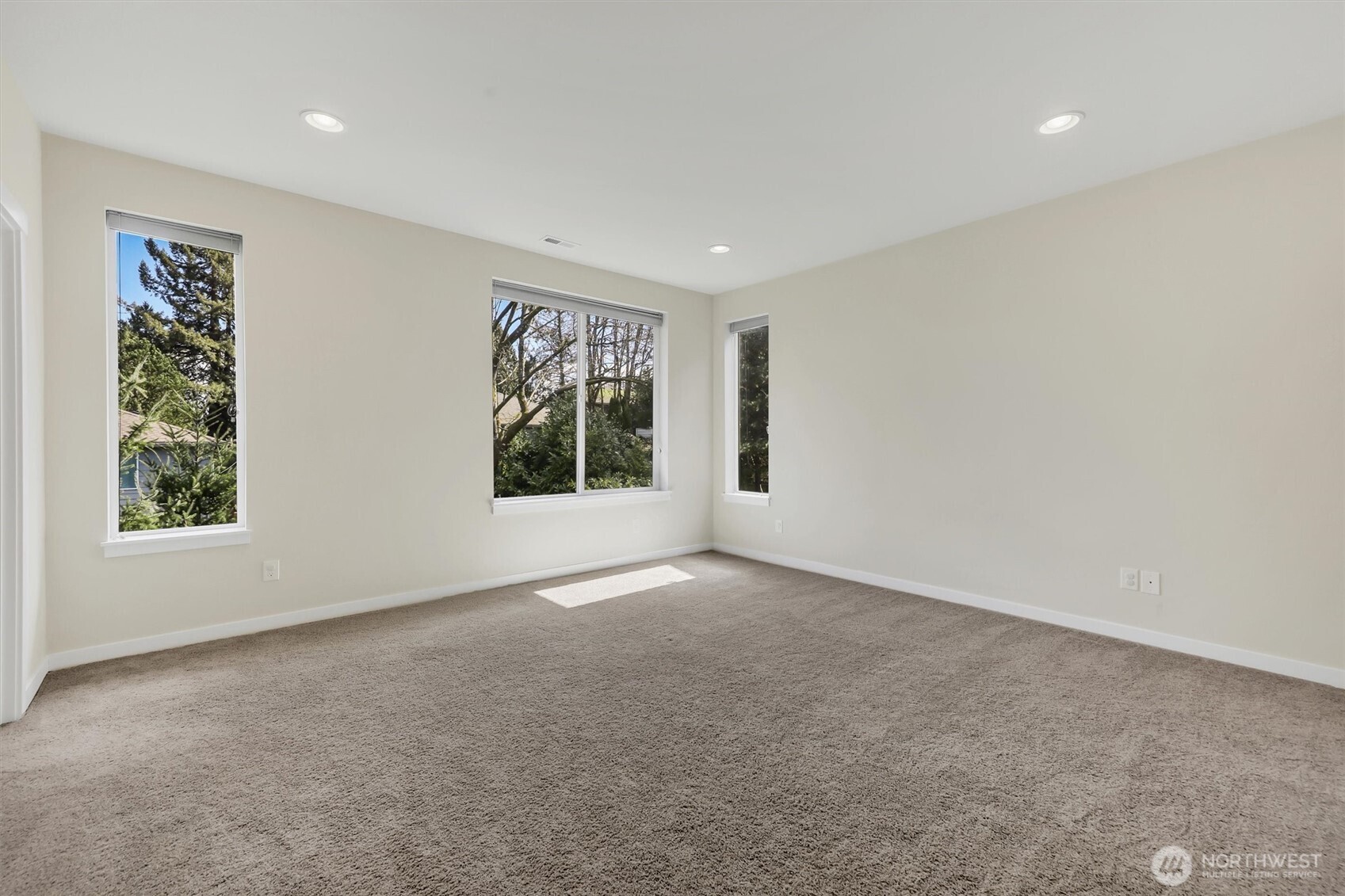 14610 36th Avenue Property Photo 13