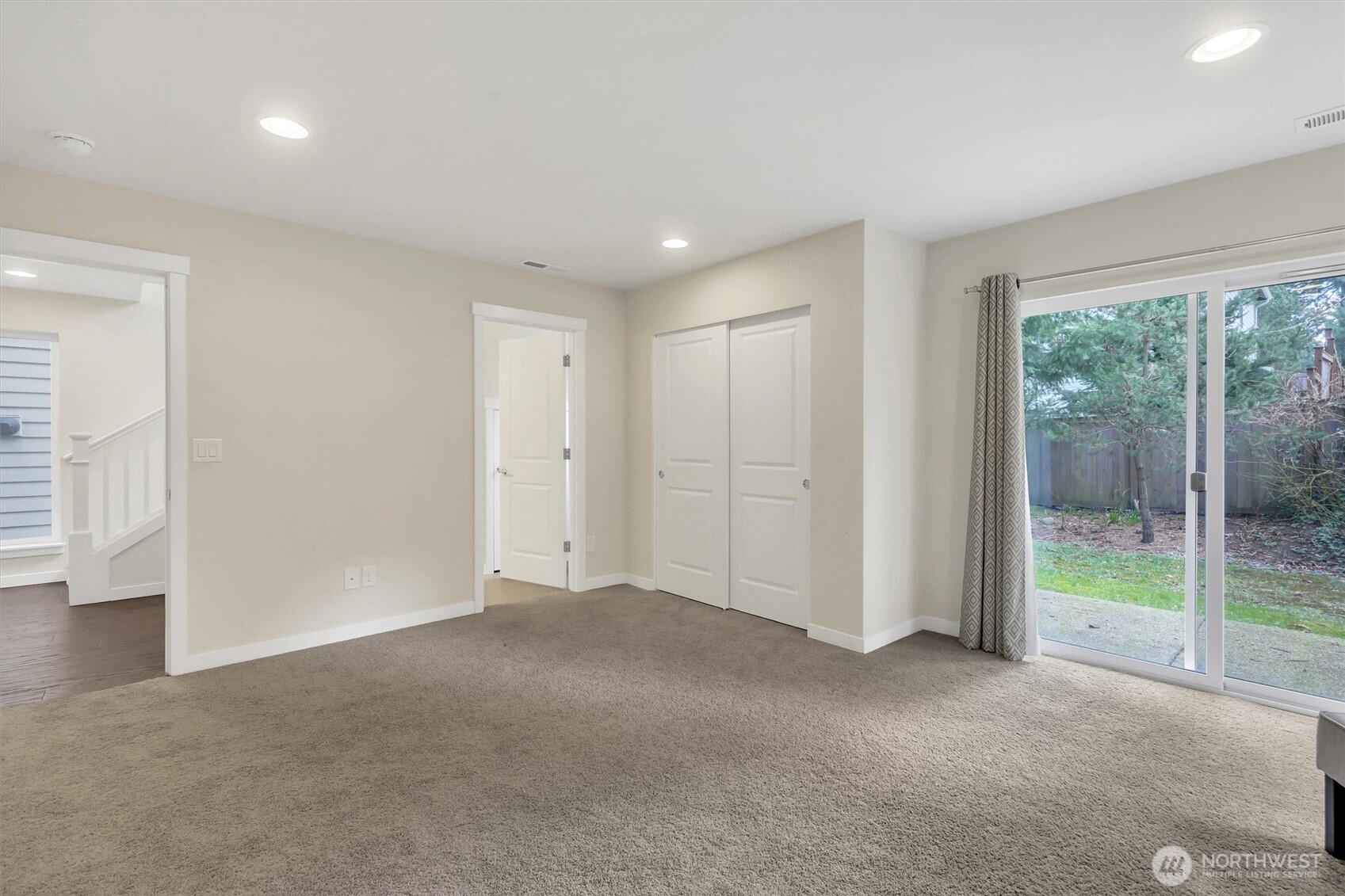14610 36th Avenue Property Photo 26