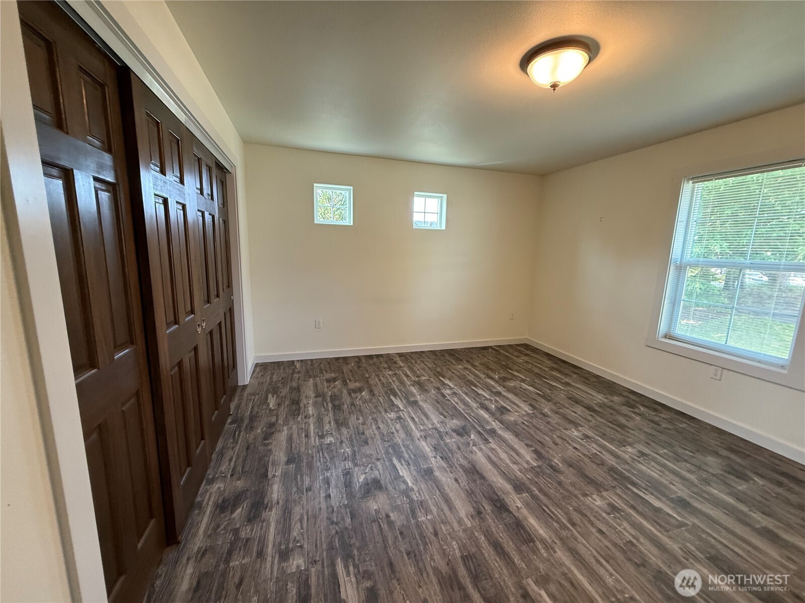 1401 N Ocean Beach Boulevard A & B Property Photo 14