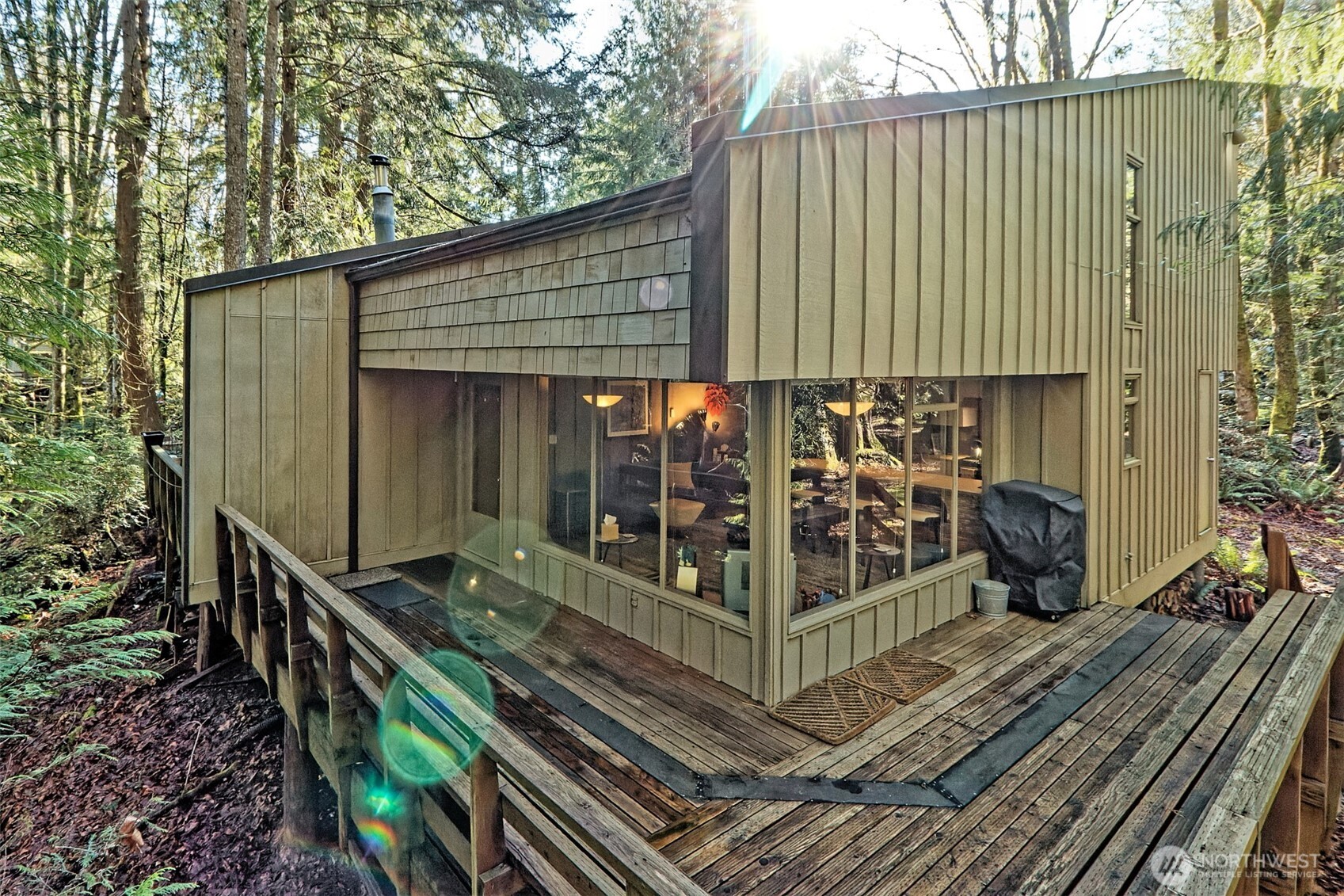 731 E Promontory Road Property Photo 1