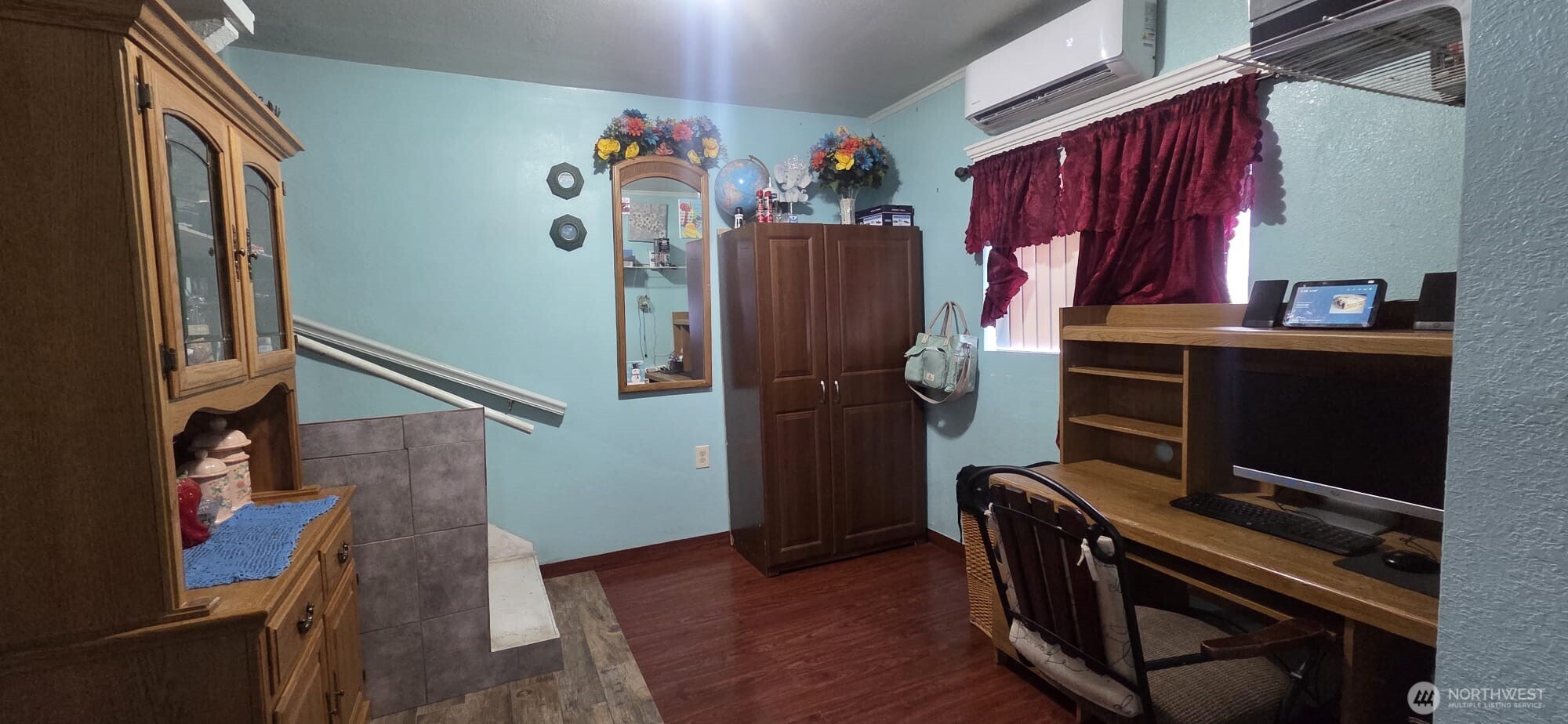 245 E Cedar Street Property Photo 5