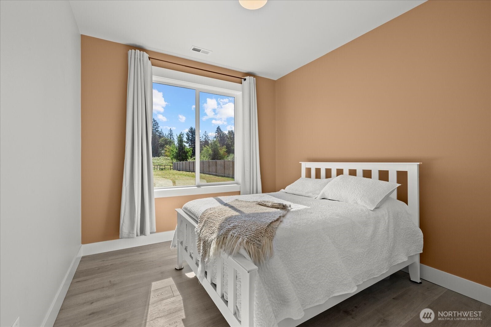 1427 114th Avenue Property Photo 11