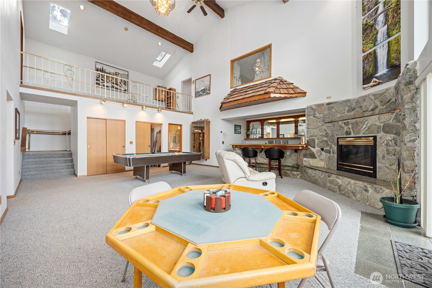 985 Guffy Road Property Photo 16