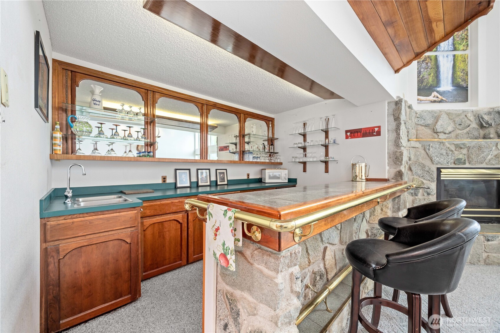 985 Guffy Road Property Photo 18
