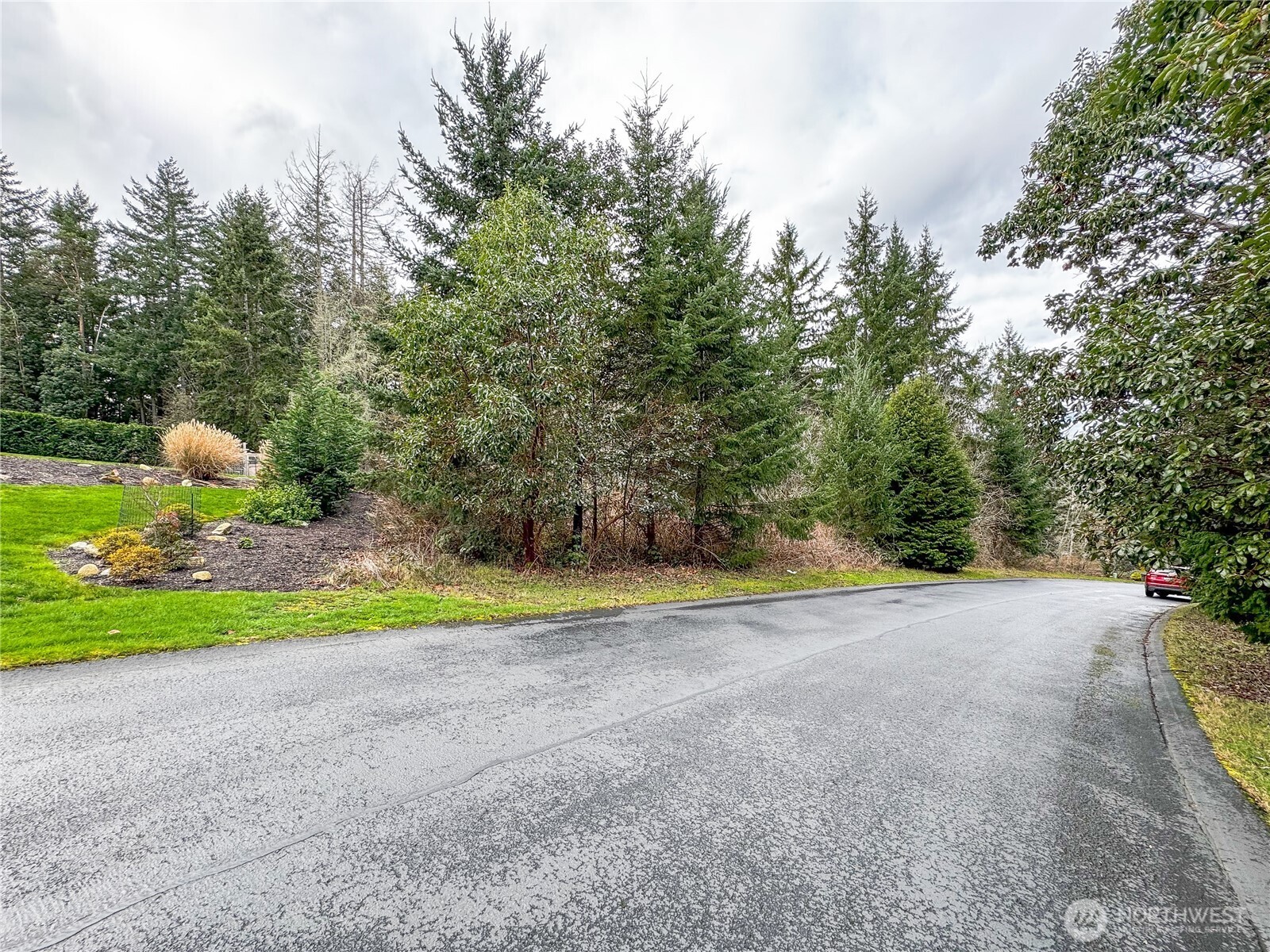 468 3rd Court Property Photo 9