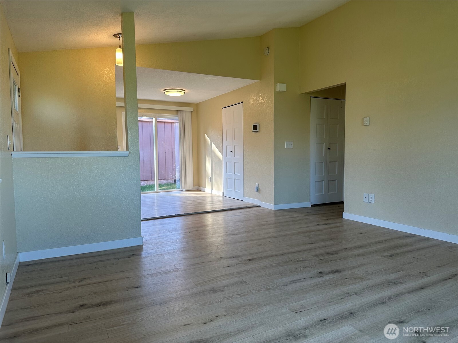638 Bavarian Lane Property Photo 5