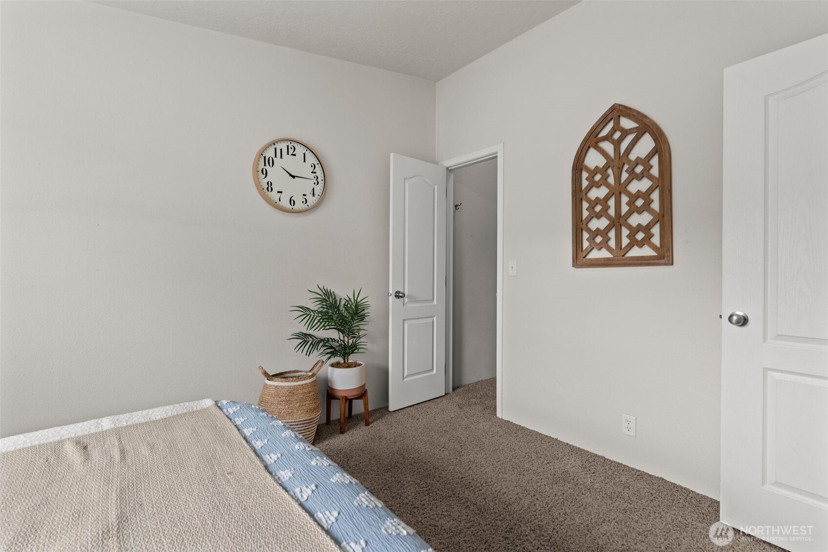 13814 21st Ave Property Photo 22