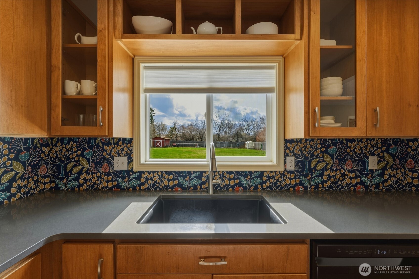1836 Pike Place Property Photo 10
