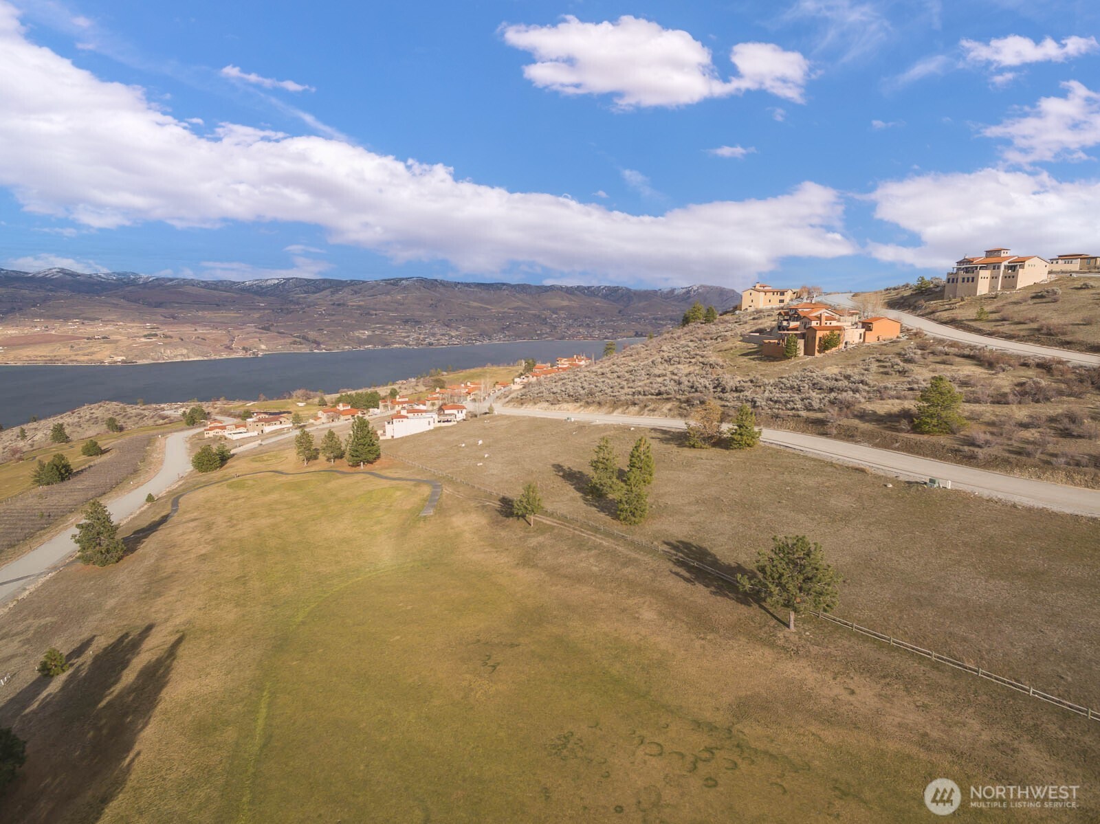 320 Paintbrush Road Property Photo 4