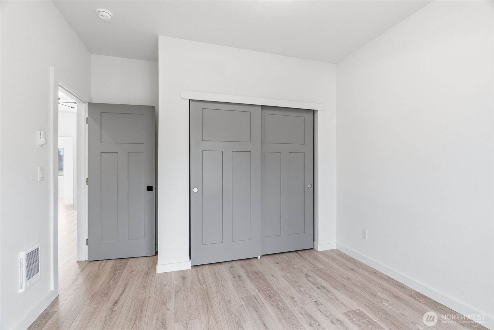 9 Anchor Way B Property Photo 15