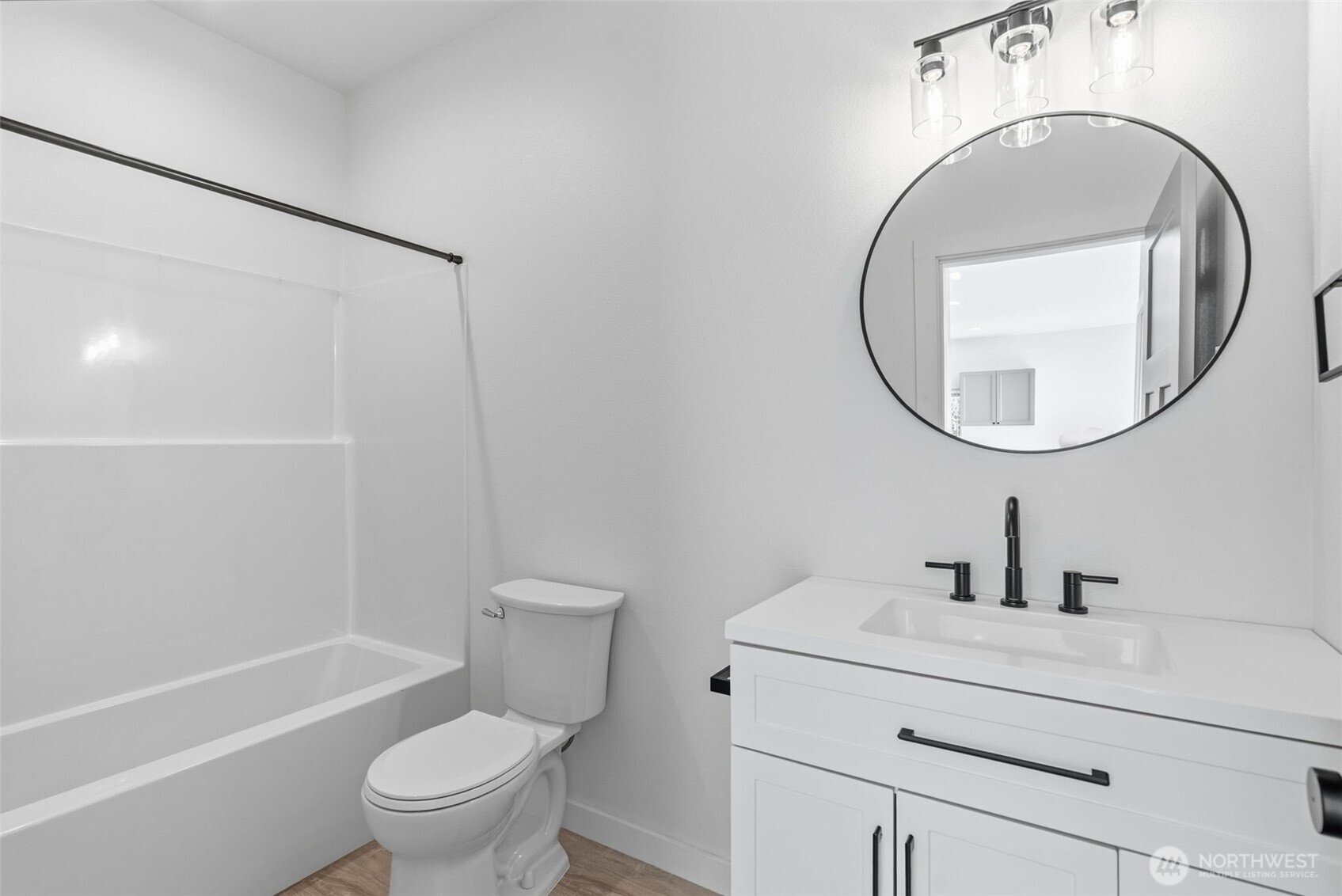 9 Anchor Way B Property Photo 17