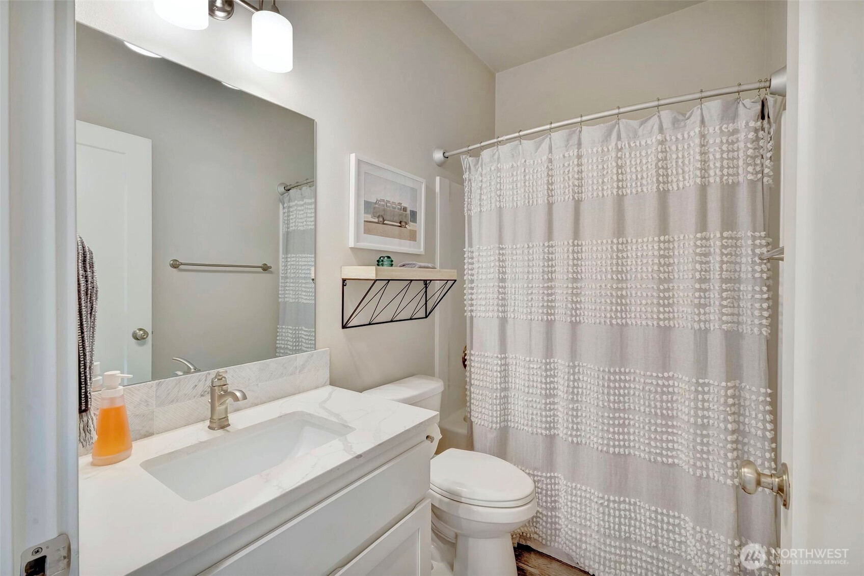 136 Spruce Loop Property Photo 16
