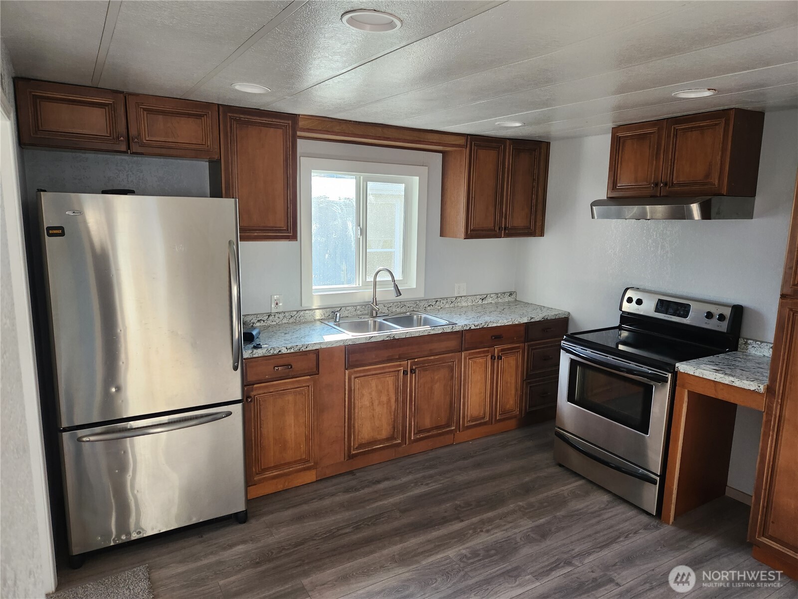 2958 Mountain View Road F Property Photo 8