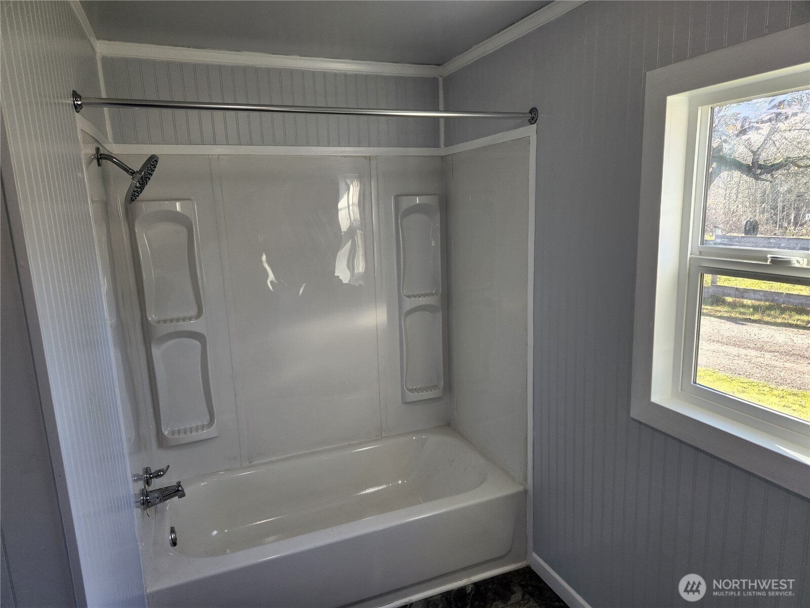 2958 Mountain View Road F Property Photo 15