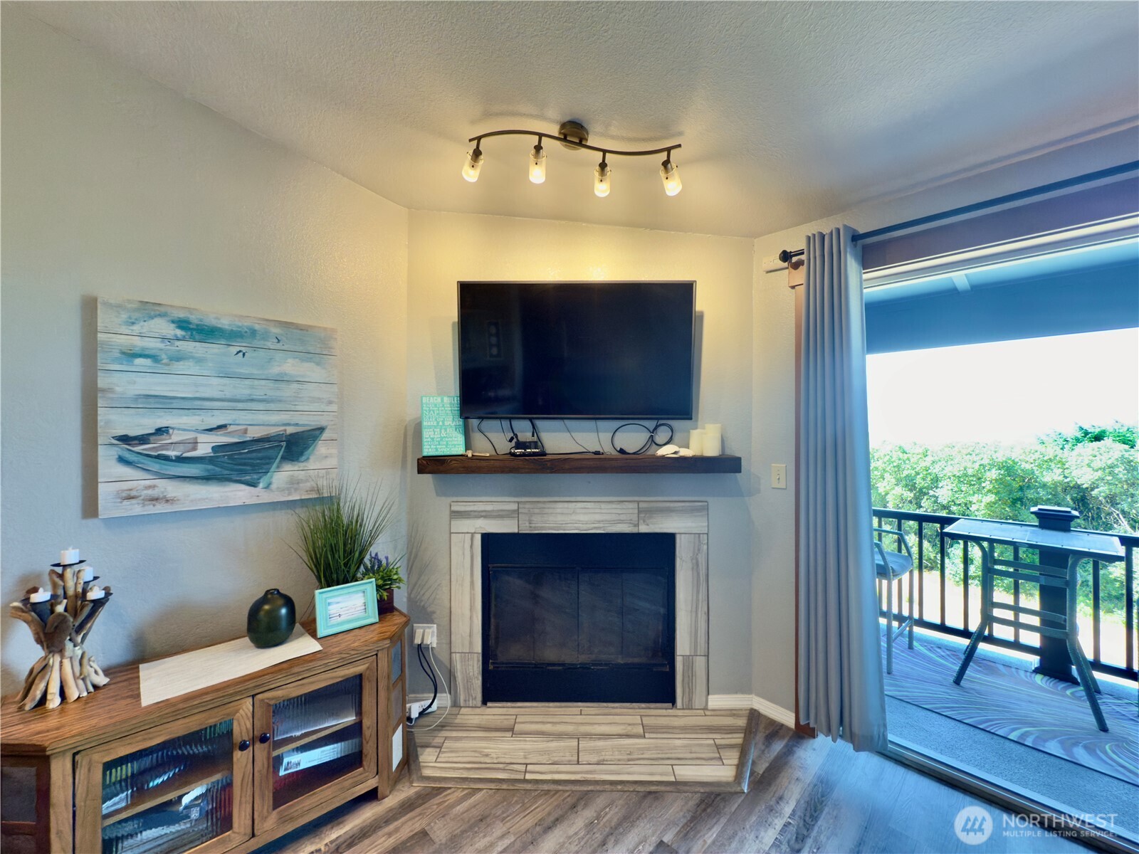 835 Ocean Shores Boulevard 307 Property Photo 23