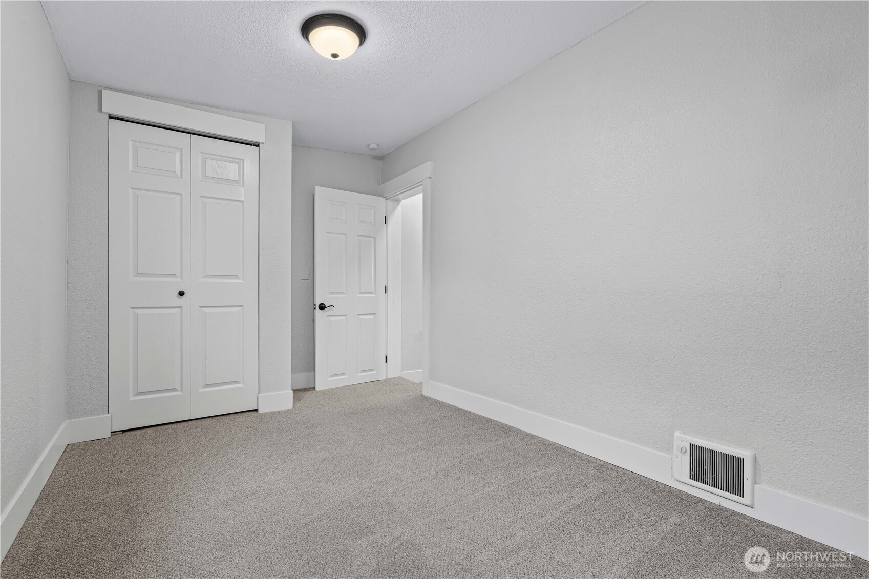 5526 20th Avenue Property Photo 27