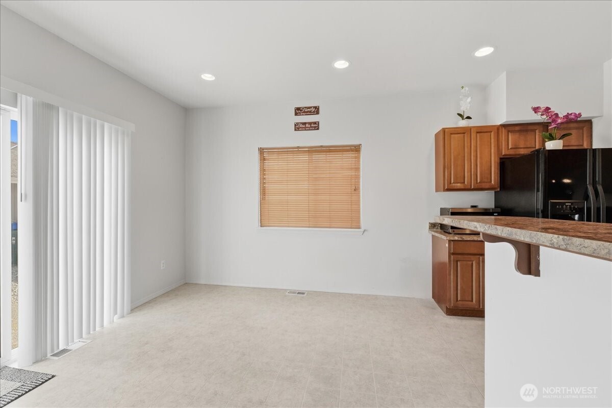 7205 E G Street Property Photo 10