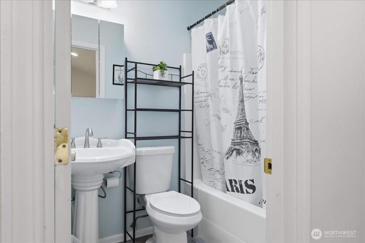 7205 E G Street Property Photo 15